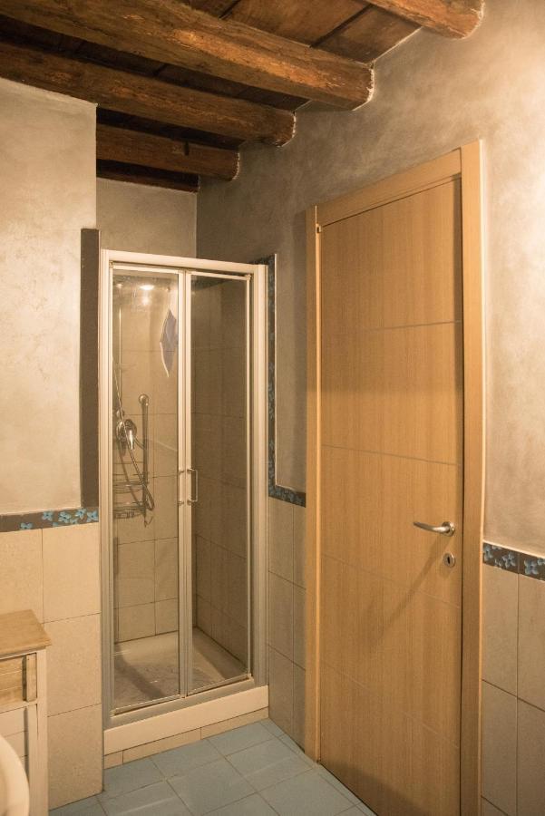 Il Caravaggio B&B 卡普拉罗拉 外观 照片